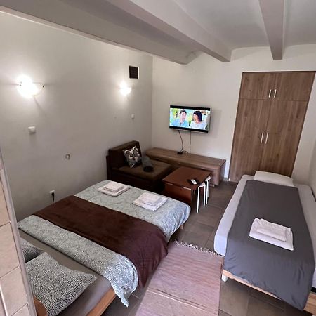 Booking Apartments Alone 1 Belgrad Exterior foto