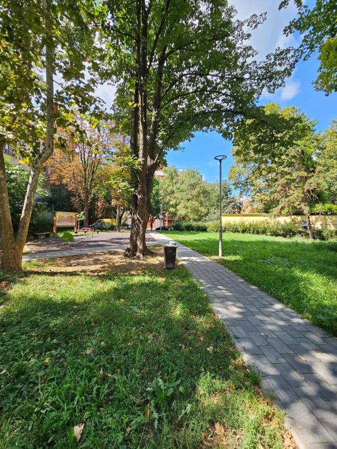 Booking Apartments Alone 1 Belgrad Exterior foto