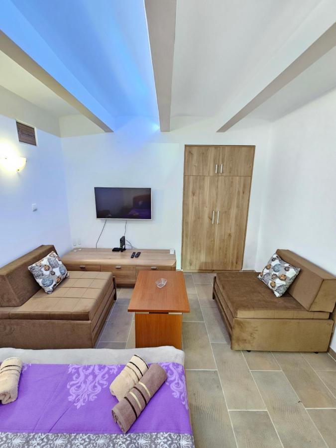 Booking Apartments Alone 1 Belgrad Exterior foto