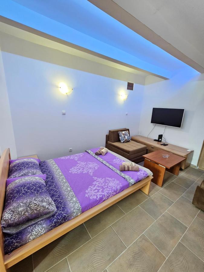 Booking Apartments Alone 1 Belgrad Exterior foto