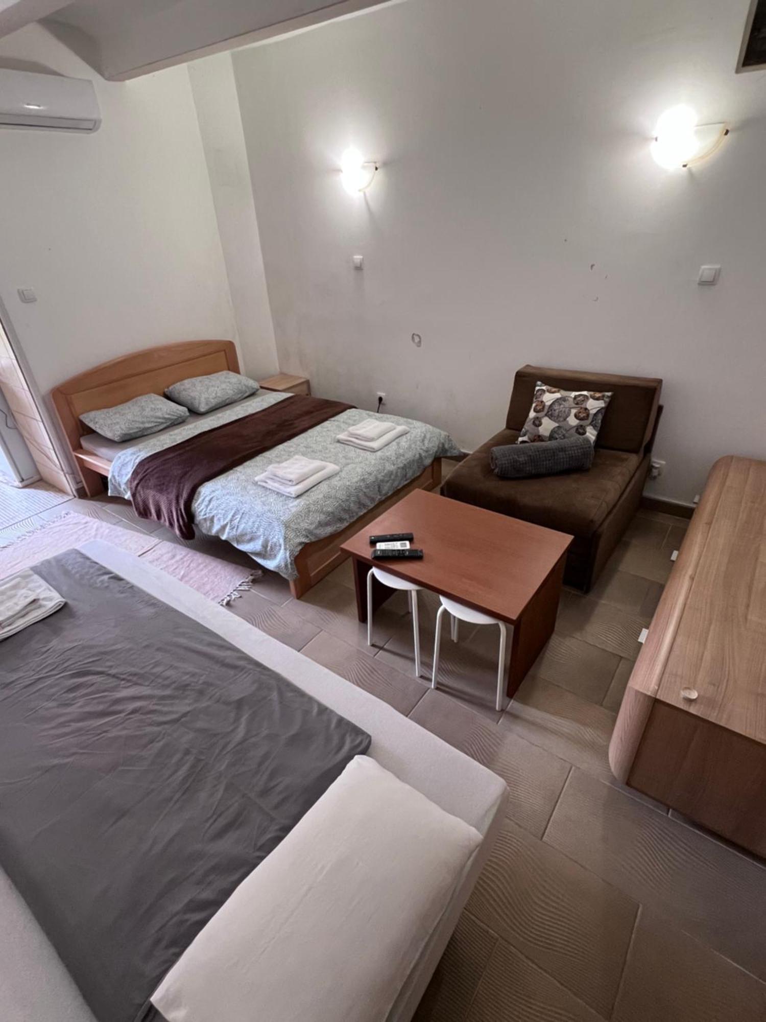 Booking Apartments Alone 1 Belgrad Exterior foto